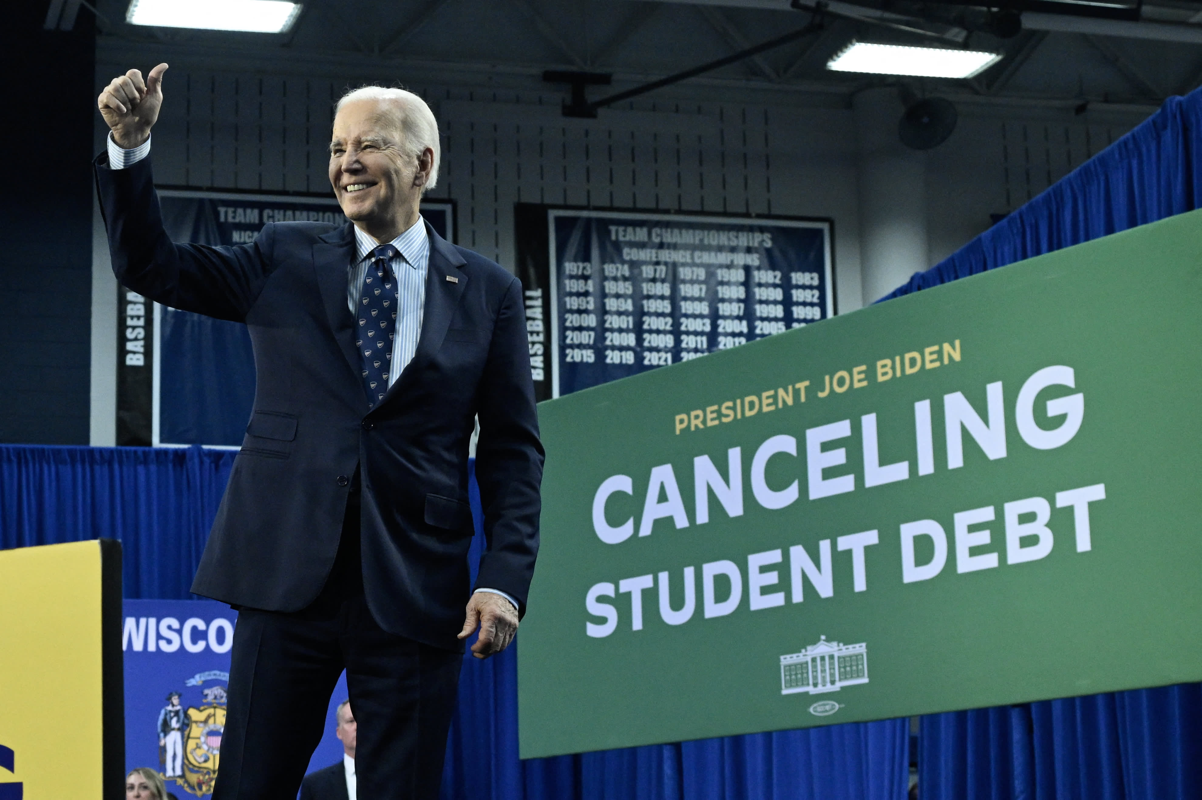 Biden administration can move forward with student loan forgiveness...